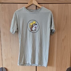 BUC-EES Texas Gray Graphic Short Sleeve Tee, Smal, GUC, Road Trip, Gas Station